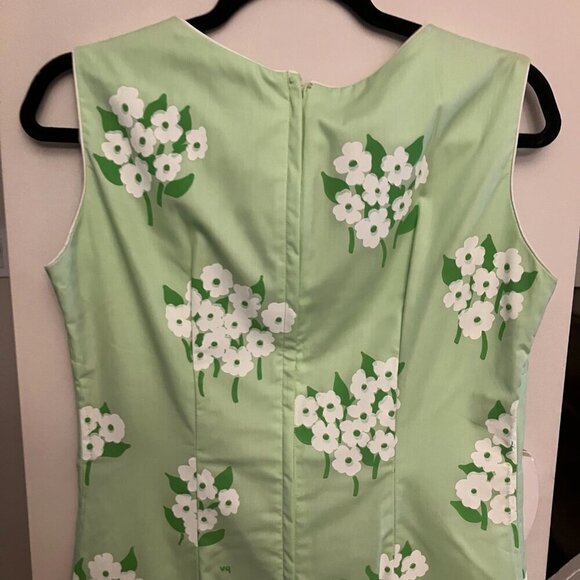 Vested Gentress MInt Dress with White Flowers - Picture 6 of 8